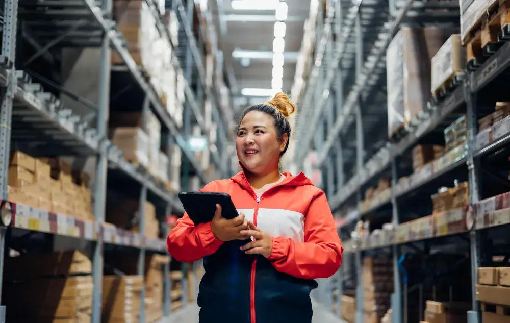 Logistics professional with tablet